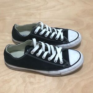 Converse All Star Low-Top Sneakers Black White Canvas Unisex Women 9.5 Men 7.5